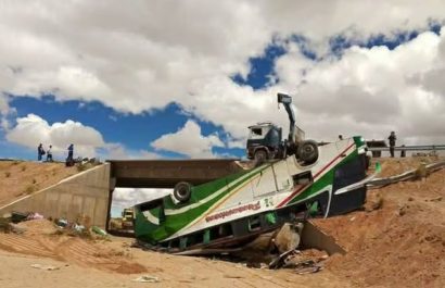 accidente-de-bus-dejo-19-fallecidos-en-bolivia