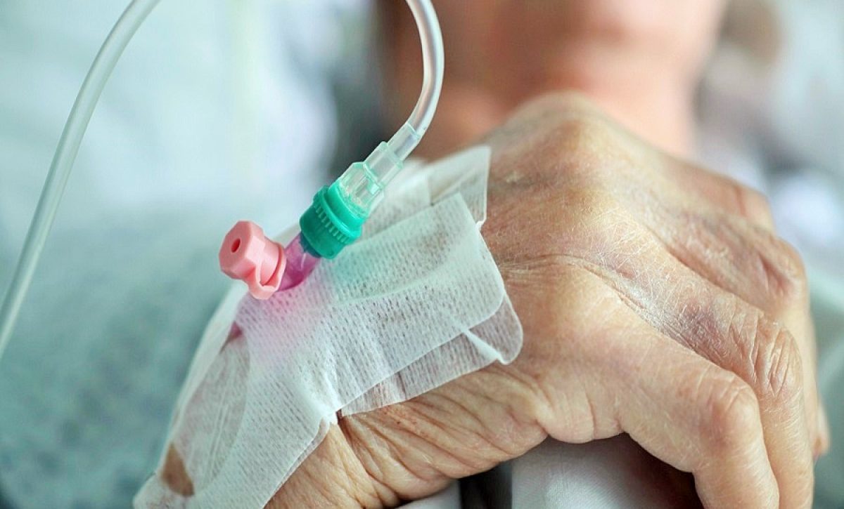 adulto-mayor-muere-en-hospital-de-Portoviejo