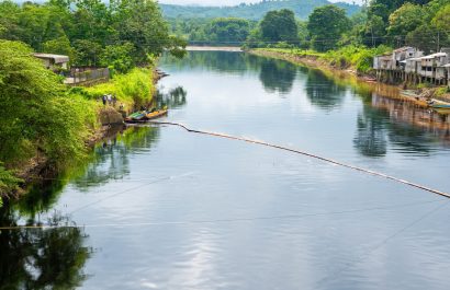 afectacion-coe-cantonal-de-esmeraldas-declara-emergencia-ambiental-por-derrame-de-petroleo