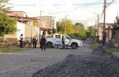 al-menos-tres-policias-resultaron-baleados-la-tarde-de-este-lunes-12-de-agosto-del-2024-en-el-canton-la-joya-de-los-sachas
