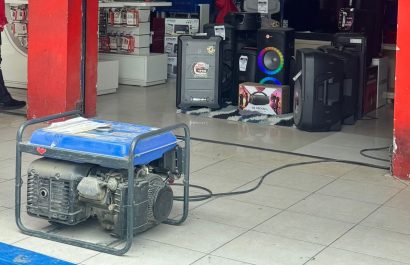 apagon-en-manta-menos-agua-potable-y-mas-perdidas-en-el-comercio-1