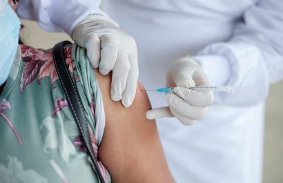 argentina-y-ecuador-fortalecen-sus-planes-de-vacunacion-y-sistemas-de-salud-con-el-apoyo-de-caf-1-1