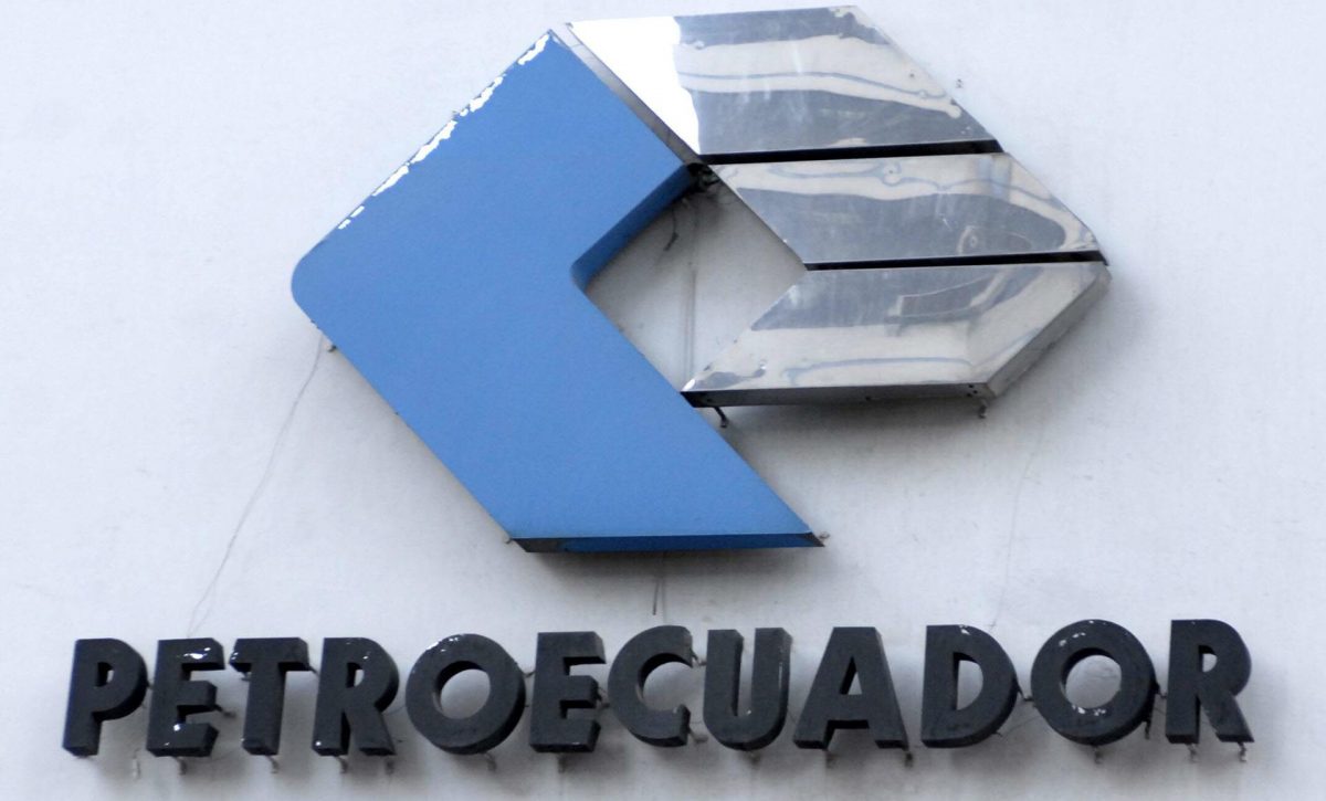 Petroecuador prevé al menos una semana para reactivar los oleoductos paralizados