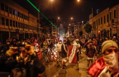 Manifestantes toman una planta compresora de gas natural en el sur de Perú