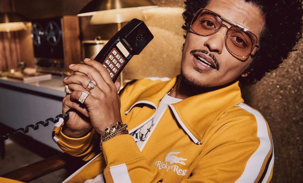 bruno-mars-es-el-rey-indiscutible-de-spotify-e1738771856392