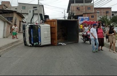 camion-se-volco