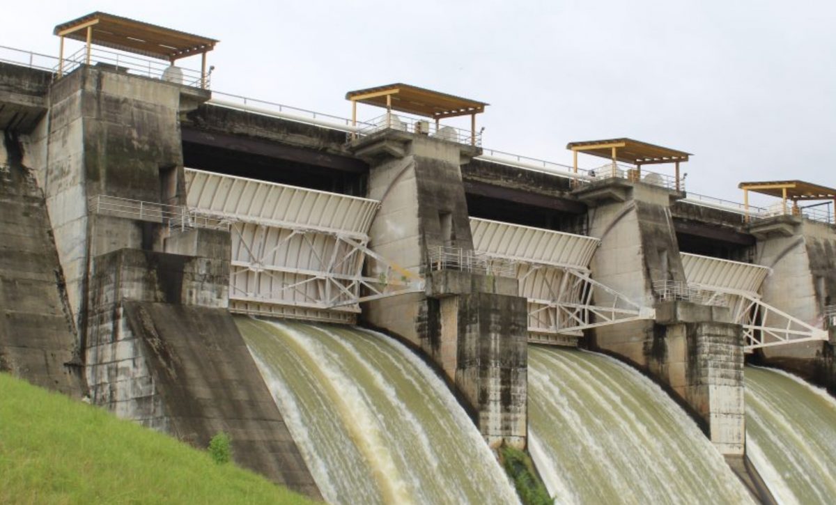 celec-realiza-descargas-controladas-del-embalse-daule-peripa-para-evitar-inundaciones