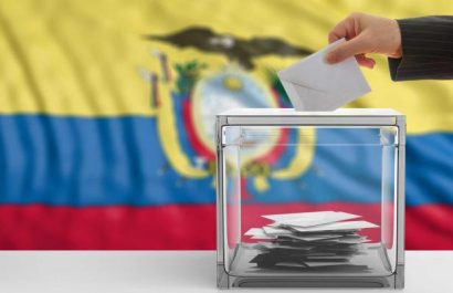 contenido-patrocinado-ecuador-a-la-espera-de-la-22marea-rosa22-por-los-resultados-de-las-elecciones-presidenciales