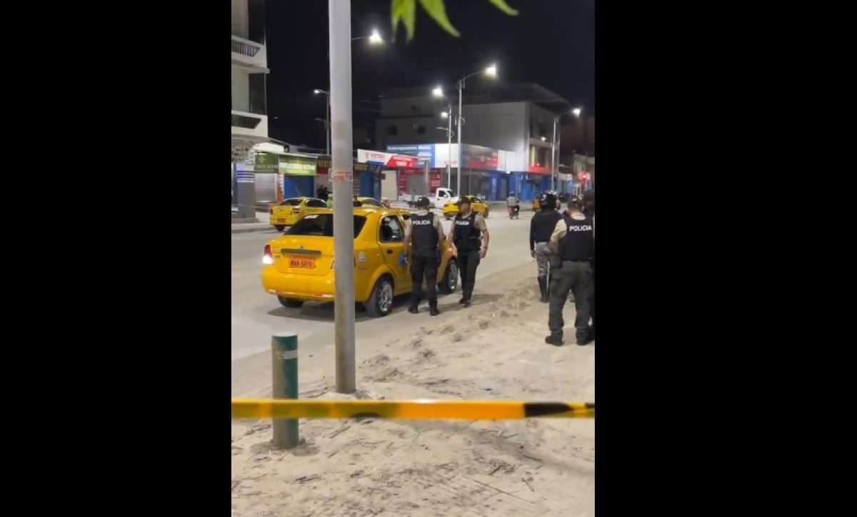 cronica-ataque-sicario-deja-dos-muertos-en-la-avenida-4-de-noviembre-de-manta-2
