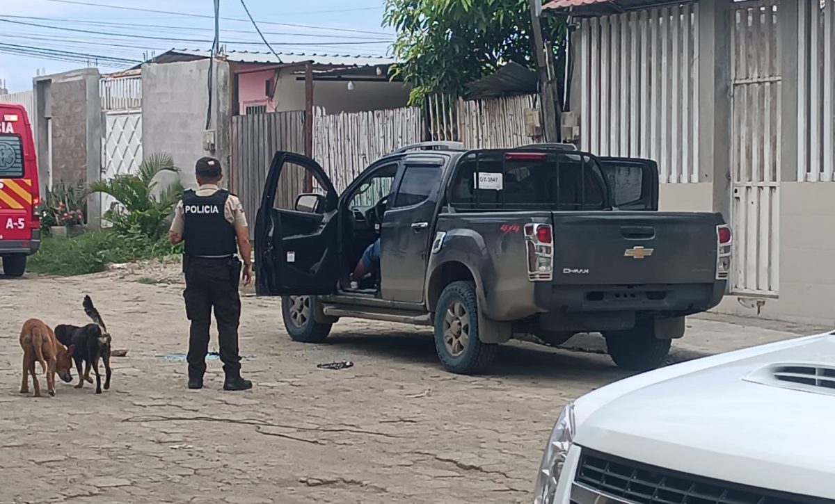 cronica-nuevo-sicariato-en-manta-la-victima-se-movilizaba-en-una-camioneta