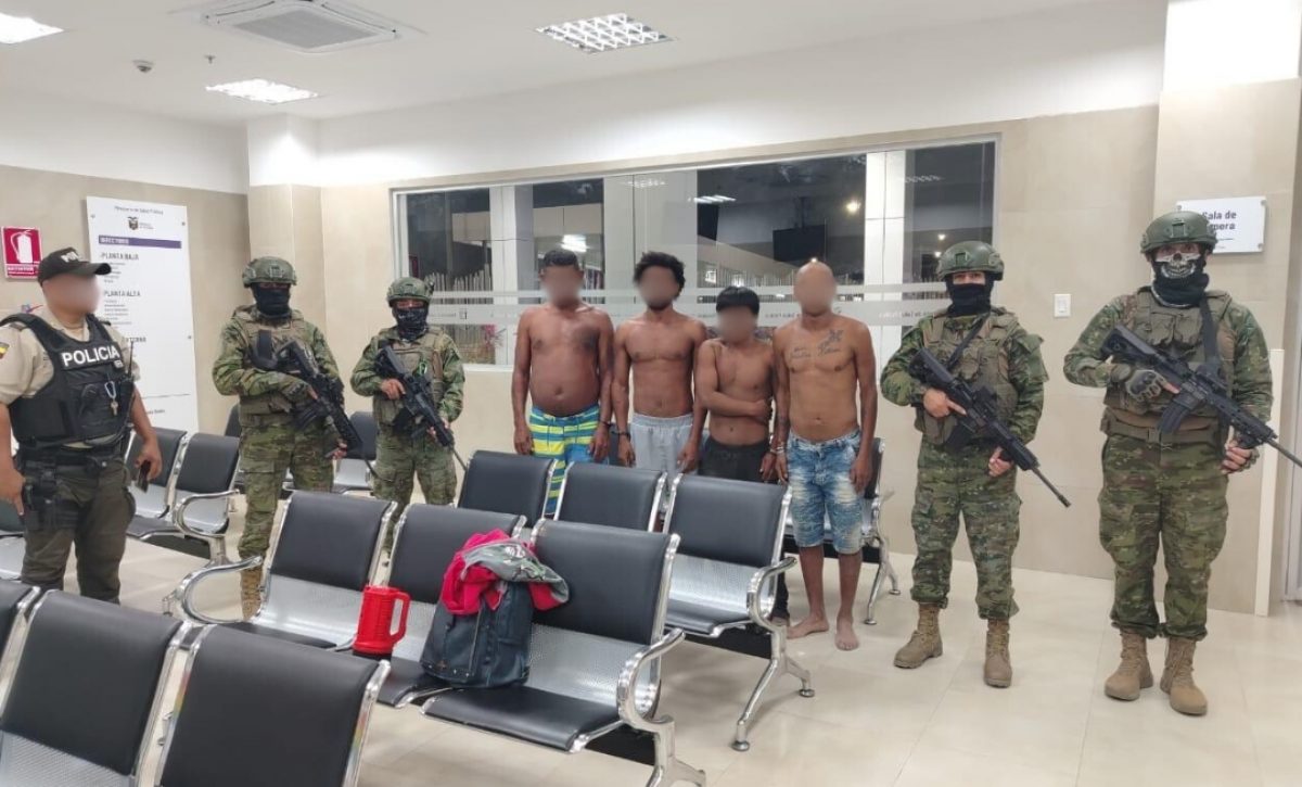 cuatro-detenidos-con-una-subametralladora-en-pedernales