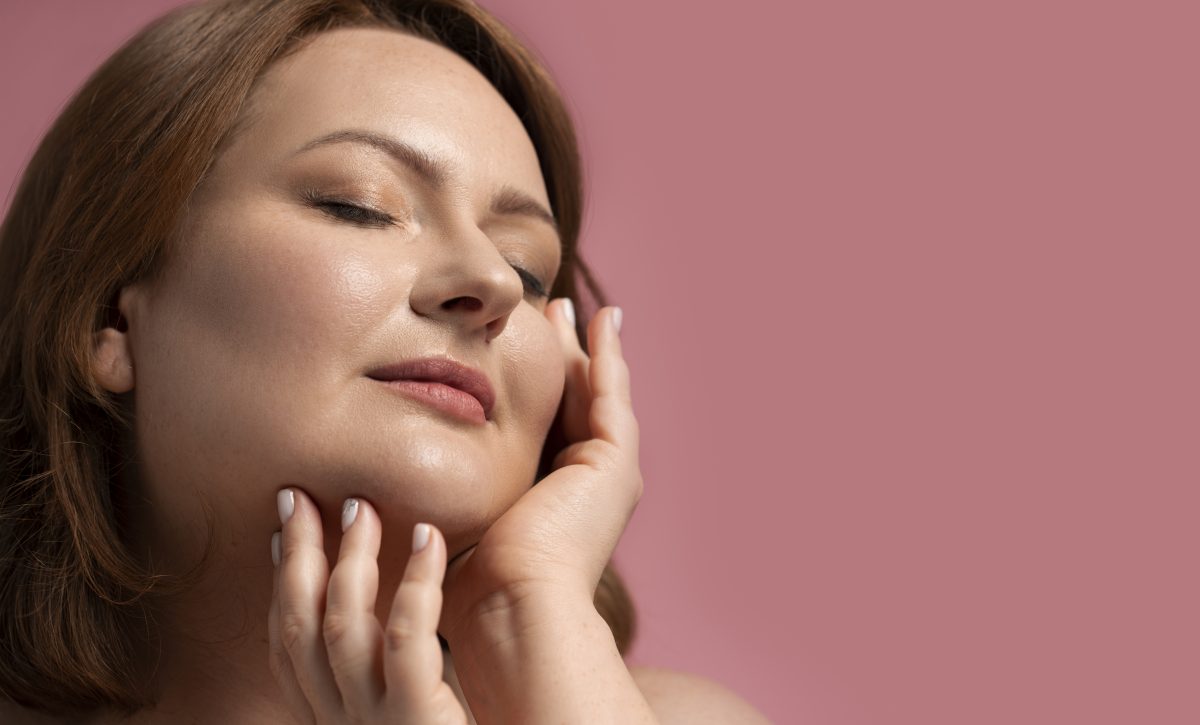 cuidado-facial-luce-un-rostro-joven-radiante-e-impecable-1