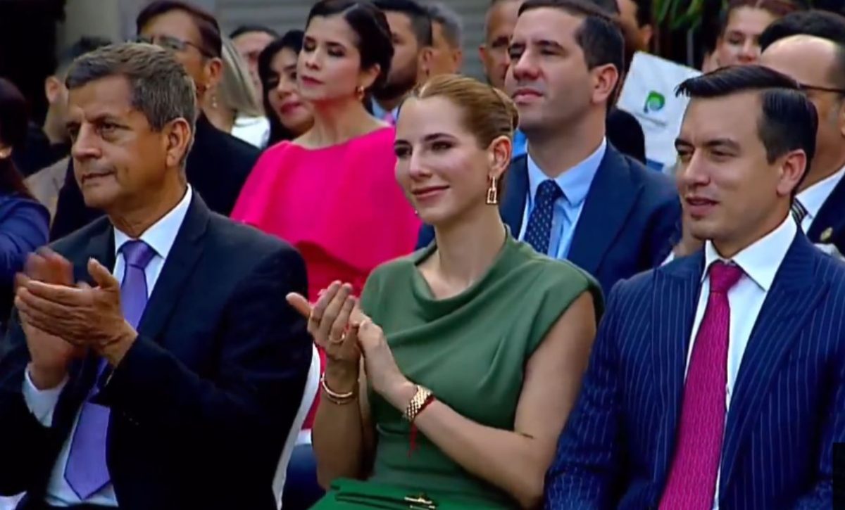 daniel-noboa-llego-a-la-sesion-solemne-por-los-204-anos-de-independencia-de-portoviejo-1