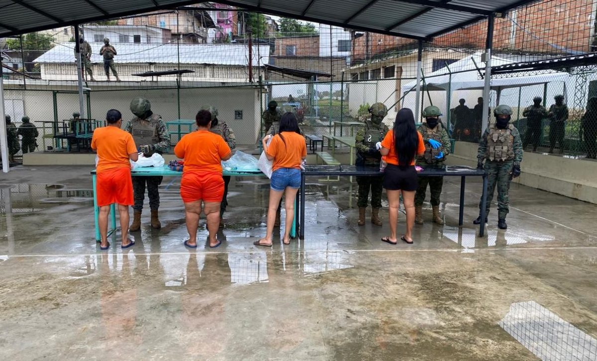 decomiso-carcel-de-mujeres