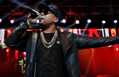 don-omar-cantando