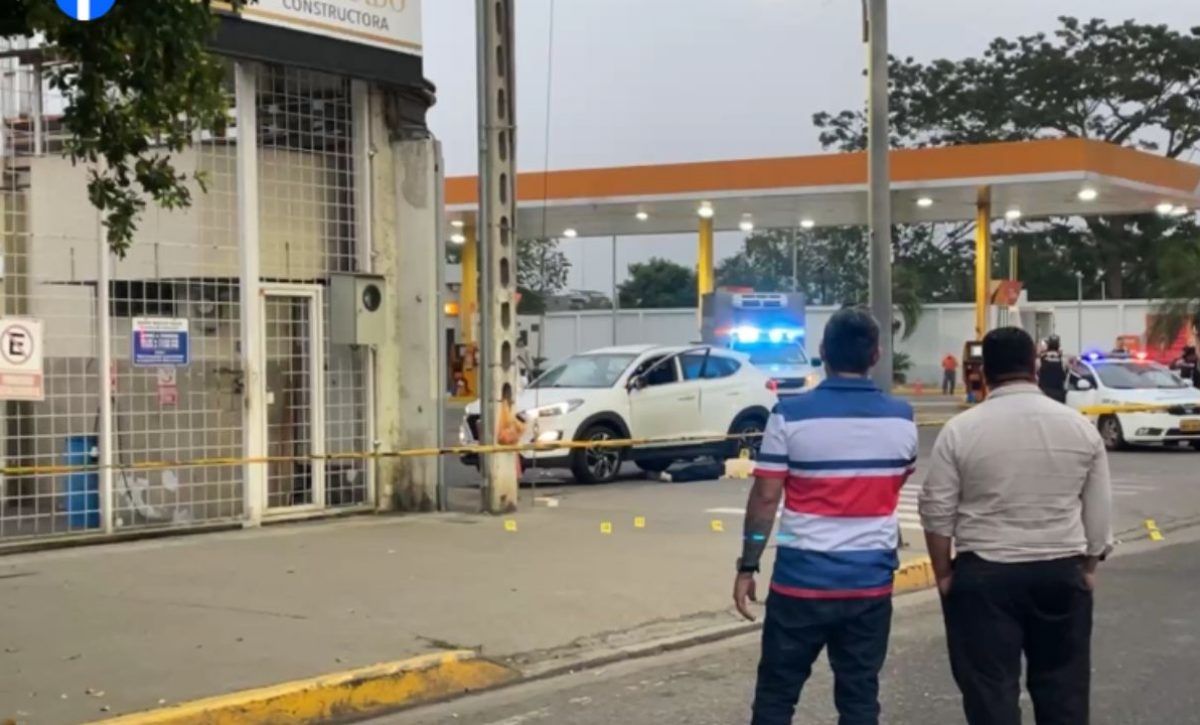 dos-amigos-fueron-asesinados-en-una-gasolinera-de-machala-1