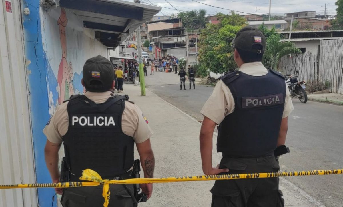 dos-muertos-y-tres-heridos-dejo-un-ataque-armado-en-manta-manabi