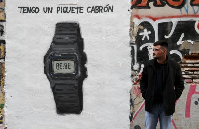 Un grafitero plasma en las calles de Valencia la canción de Shakira a Piqué