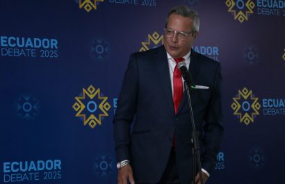 AMBIENTE INTERNO DEBATE PRESIDENCIAL 2025