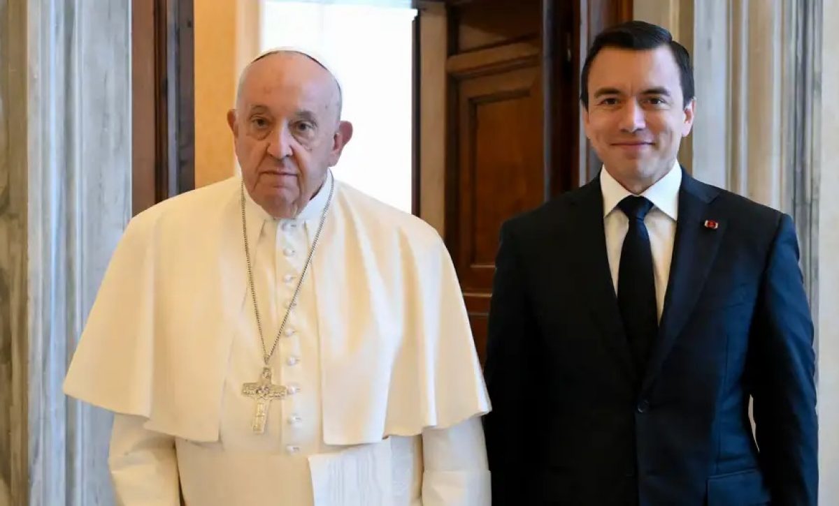 ecuador-el-presidente-daniel-noboa-sobre-la-salud-del-papa-elevamos-nuestras-oraciones-por-su-pronta-recuperacion