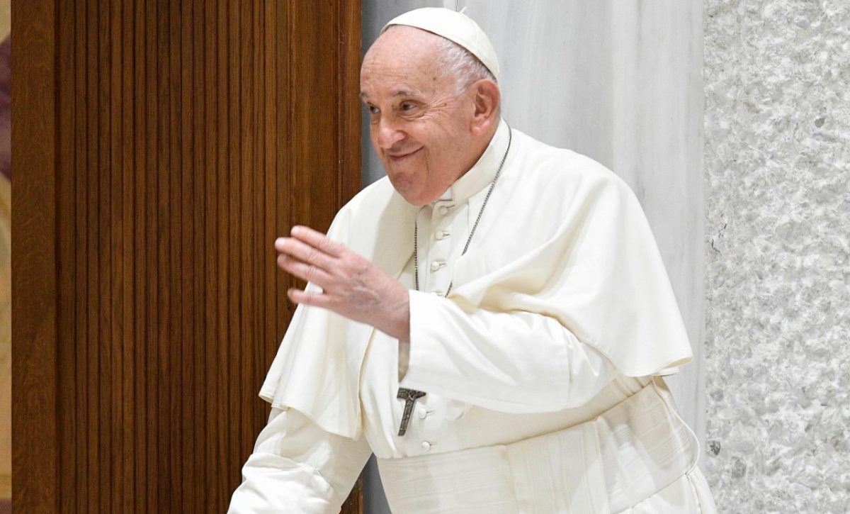 el-papa-francisco-paso-una-noche-tranquila-y-no-esta-intubado