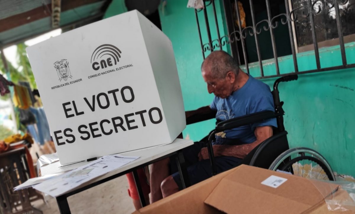 elecciones-ecuador-jueves-viernes-voto-ppl-voto-casa