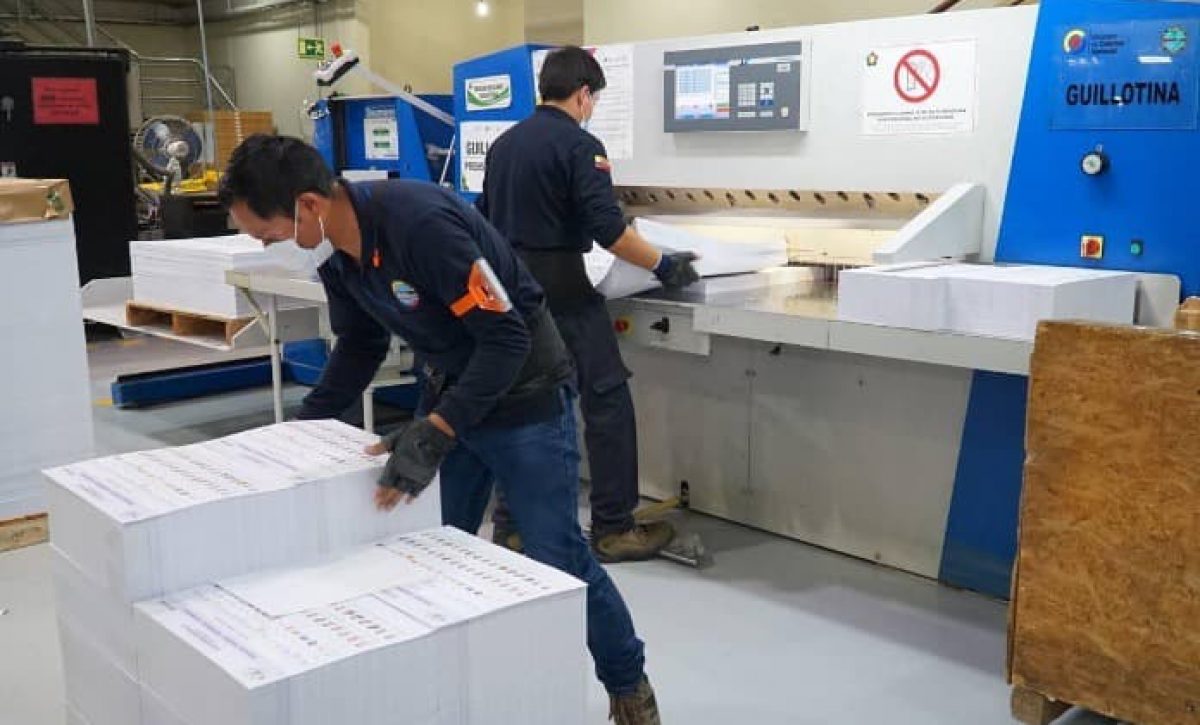elecciones-papeletas-documentos-electorales-cne