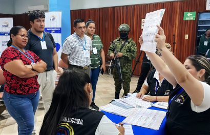 elecciones-voto-ecuador-asamblea