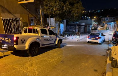 en-el-barrio-abdon-calderon-de-manta-sicarios-ingresaron-a-una-vivienda-y-dispararon-en-reiteradas-ocasiones-contra-un-hombre