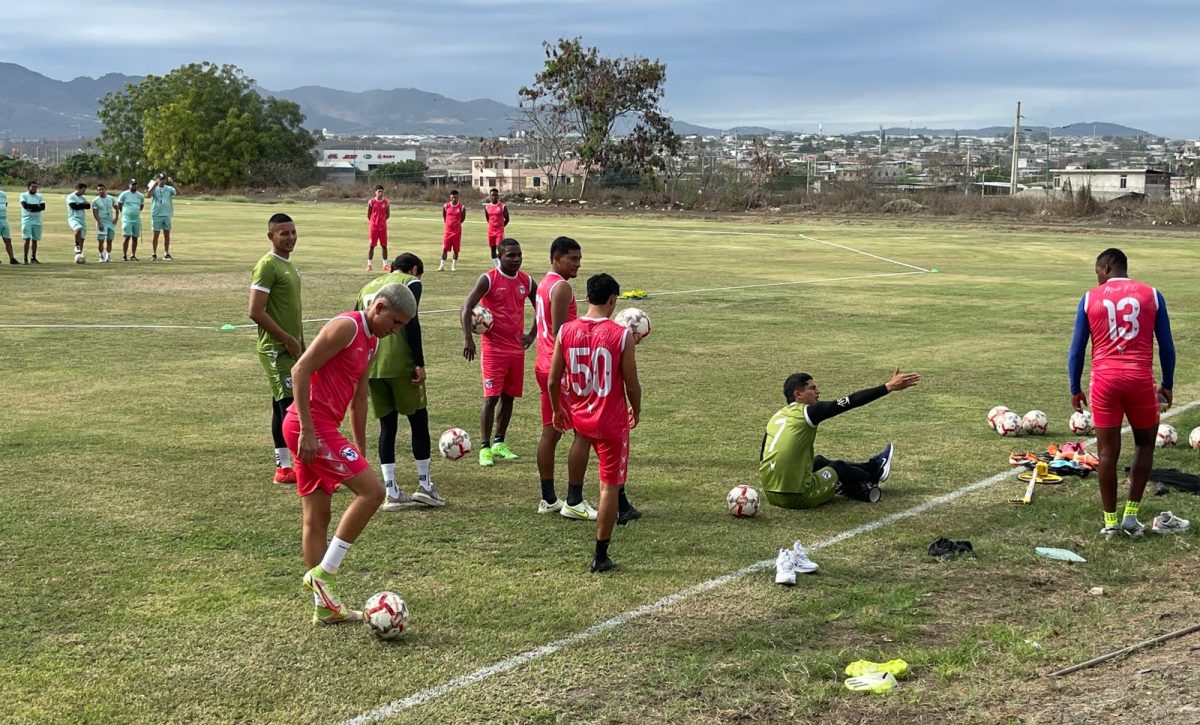 en-el-complejo-deportivo-de-san-juan-el-manta-fc-inicio-los-trabajos-de-su-pretemporada-para-el-ano-2025