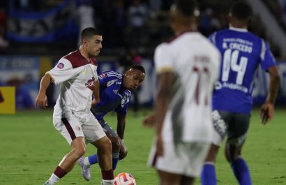FBL LIGAPRO ECUABET VINO TINTO VS EMELEC