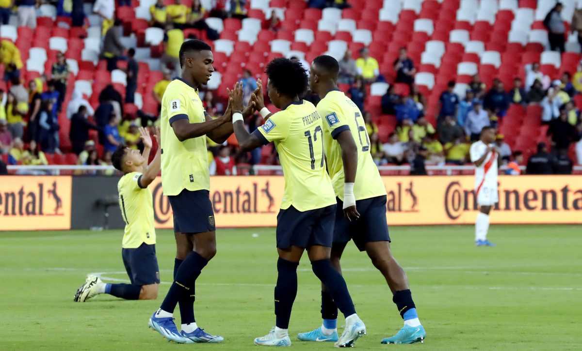 FBL-ELIMINATORIAS-ECUADOR-PERU