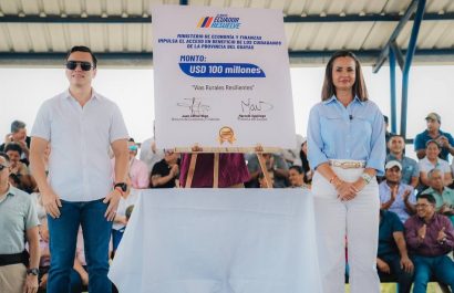 entre-halagos-politicos-entre-el-presidente-daniel-noboa-y-la-prefecta-del-guayas-marcela-aguinaga-se-realizo-en-evento
