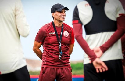 fabian-bustos-ha-causado-revuelo-en-el-futbol-peruano-al-anunciar-que-renunciaria-a-la-direccion-tecnica-del-equipo-universitario