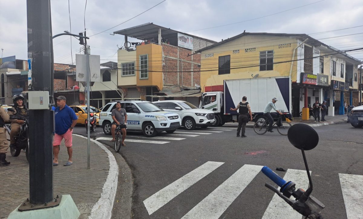 hombre-baleado-cerca-del-parque-el-mamey-de-portoviejo
