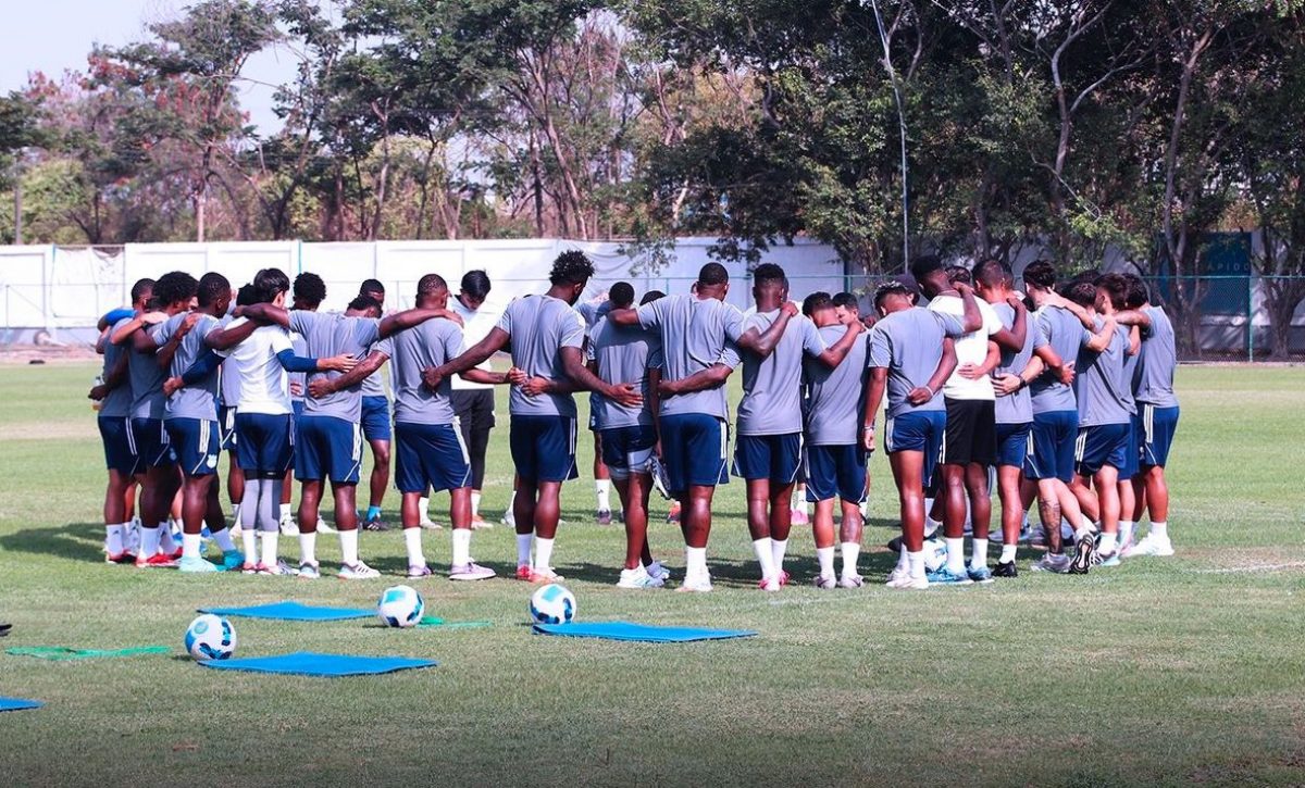 jugadores-de-emelec-no-entrenaron-otra-vez-por-falta-de-pago-1
