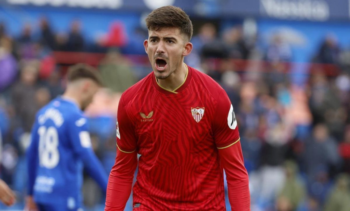 kike-salas-jugador-del-sevilla-fc-detenido-por-forzar-tarjetas-amarillas-para-apuestas-ilegales