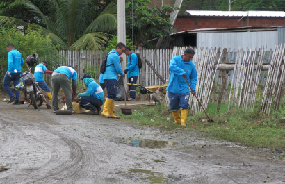 la-direccion-municipal-de-higiene-y-aseo-mantiene-brigadas-de-limpieza-en-los-barrios-de-portoviejo-1