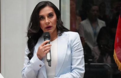 la-vicepresidenta-veronica-abad-califico-como-grosera-violacion-a-la-constitucion-sus-suspension-de-150-dias