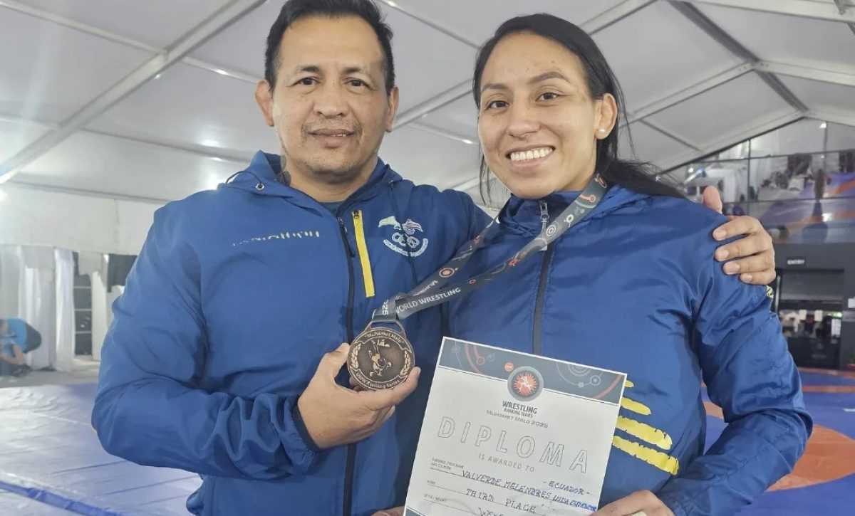 luisa-valverde-logra-medalla-de-bronce-en-senior-ranking-series-de-lucha-