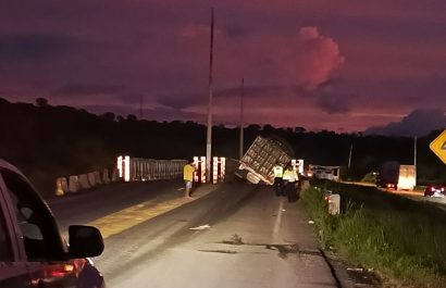 manabi-cae-plancha-del-puente-provisional-de-quimis-en-la-via-la-pila-jipijapa
