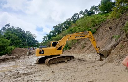 manabi-la-via-portoviejo-junin-sigue-cerrada-por-deslizamiento-de-cerro
