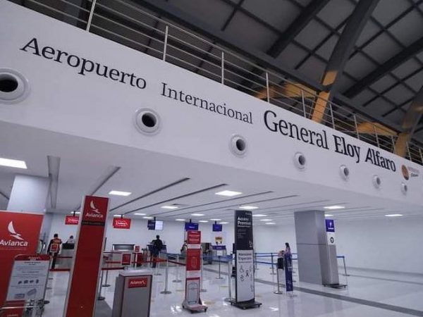 manta-china-ruta-seda-aeropuerto-apoyo