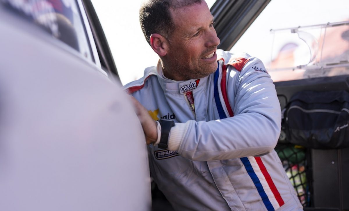 mathieu-baumel-reconocido-copiloto-en-el-mundo-del-rally-dakar-sufrio-la-amputacion-de-su-pierna-derecha-tras-ser-atropellado