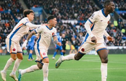 moises-caicedo-practicamente-se-bajo-del-avion-entreno-dos-dias-con-el-chelsea-y-jugo-de-titular-ante-el-leicester-city