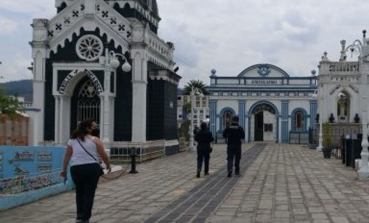 morgue-riobamba-384x253