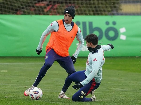 nueve-jugadores-de-espana-en-riesgo-de-suspension-para-la-vuelta-ante-paises-bajos
