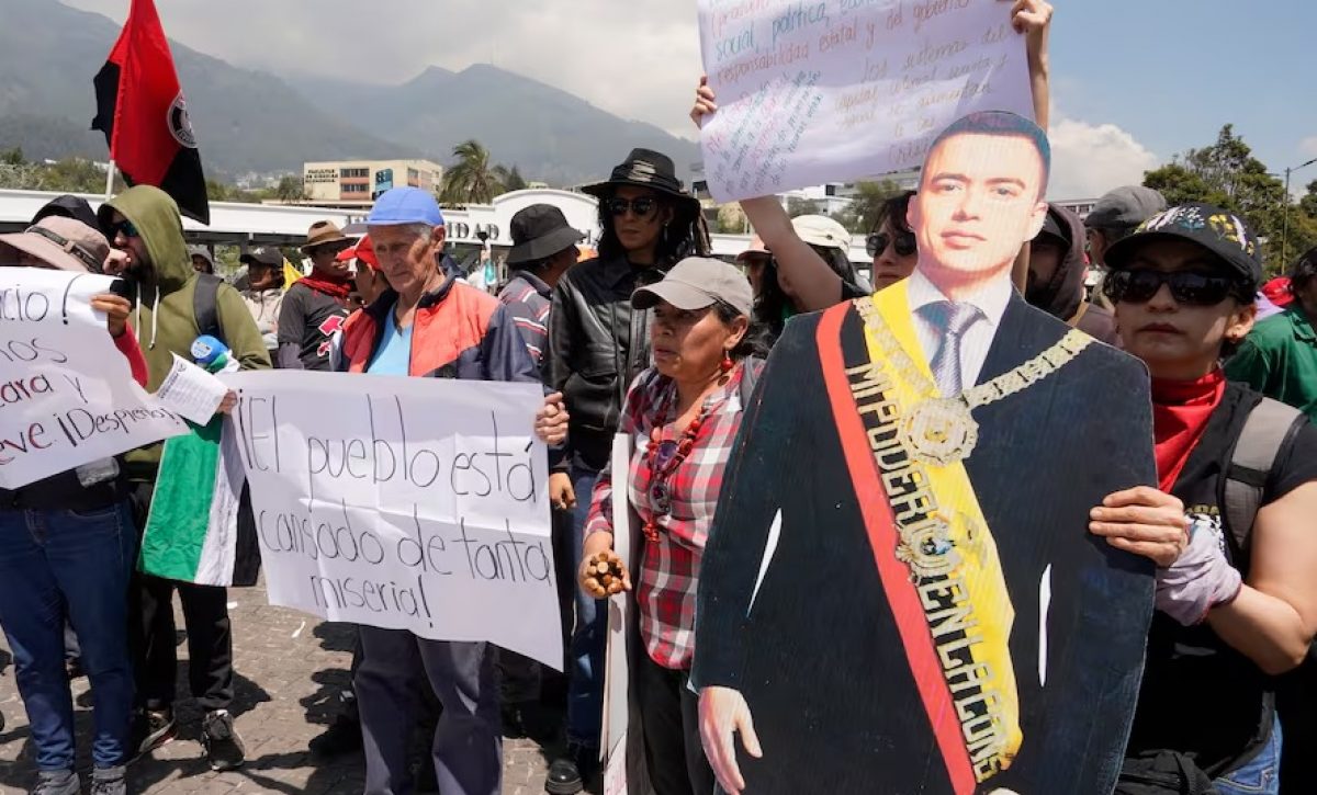 para-este-jueves-21-de-noviembre-del-2024-se-ha-convocado-a-movilizaciones-en-contra-del-gobierno-de-daneil-noboa