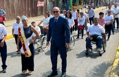 parroquia-abdon-calderon-de-portoviejo-celebra-117-anos-con-un-desfile