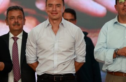 por-segunda-vez-y-a-semana-seguida-el-presidente-daniel-noboa-encargo-la-presidencia-de-la-republica-a-cynthia-gellibert